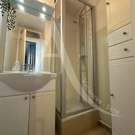 40 M², 1ere Ligne Mer, Dernier Etage Avec Ascenseur Apartment Sète