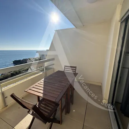 40 M², 1ere Ligne Mer, Dernier Etage Avec Ascenseur