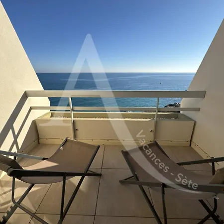 Apartment 40 M², 1ere Ligne Mer, Dernier Etage Avec Ascenseur Sète