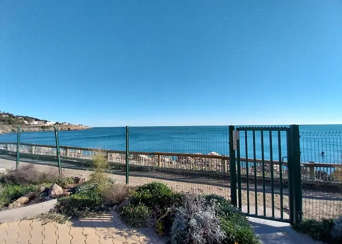 40 M², 1ere Ligne Mer, Dernier Etage Avec Ascenseur * Sète